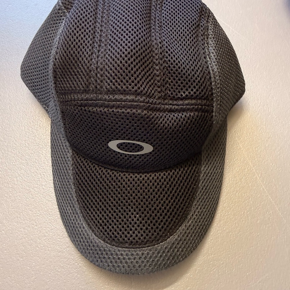Oakley Black Mesh Athletic Hat with Logo Trim